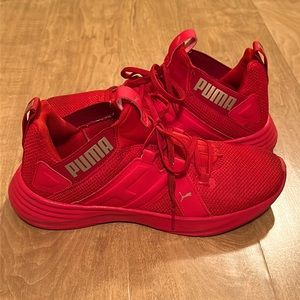 Red Puma sneakers. Size womens 7 1/2.